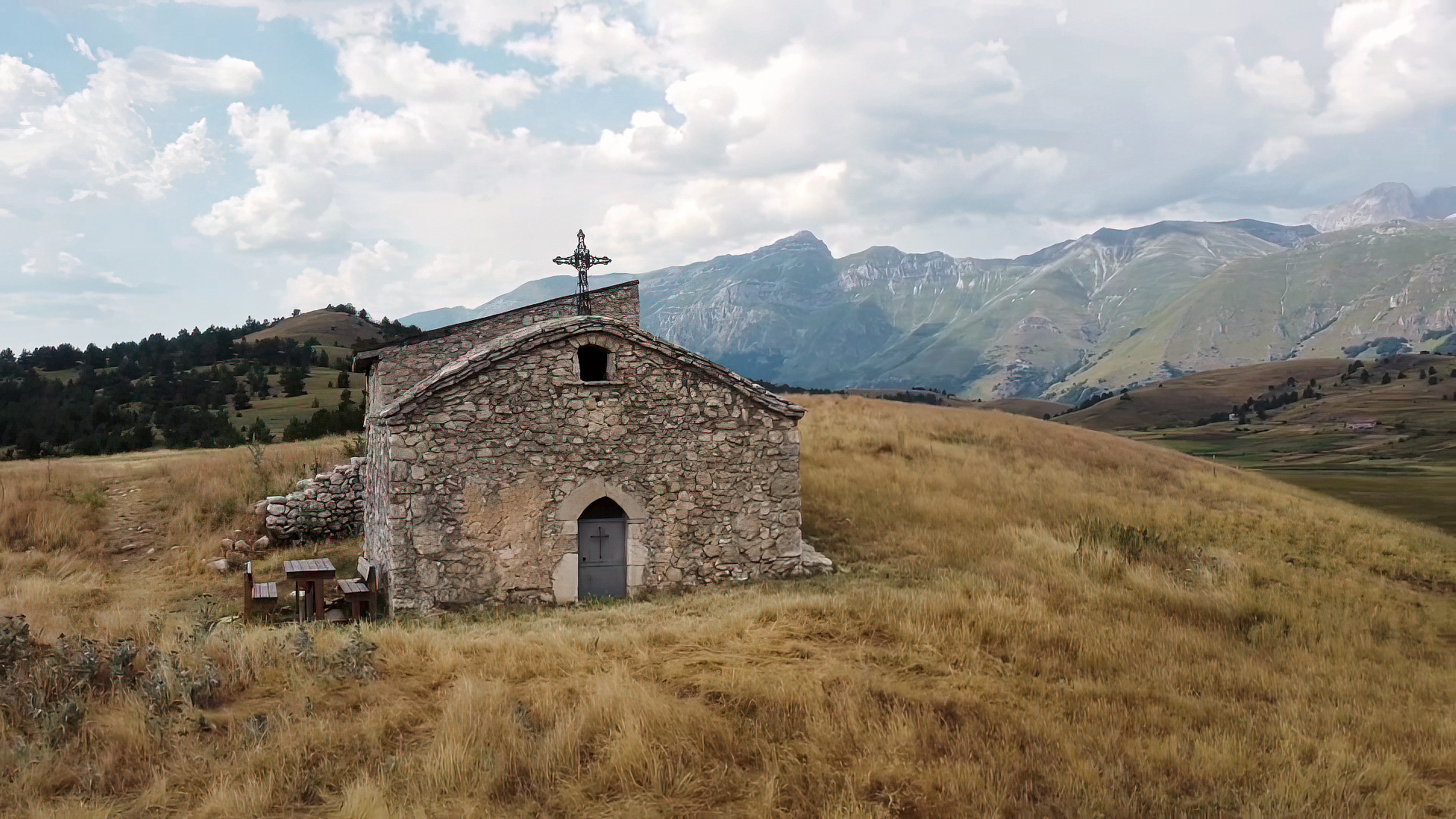 La chiesetta rurale di S. Eusanio
